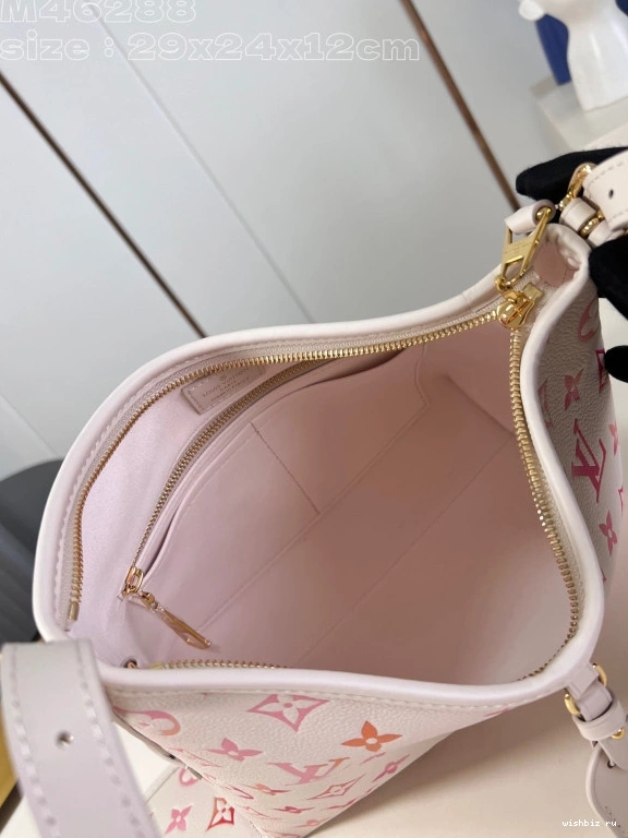 WIS VUITTON CARRYALL PM-29*24*12cm LOUIS 1024